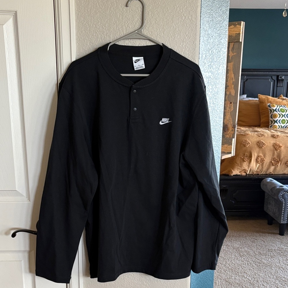 Nike Men's Black Long Sleeve Henley